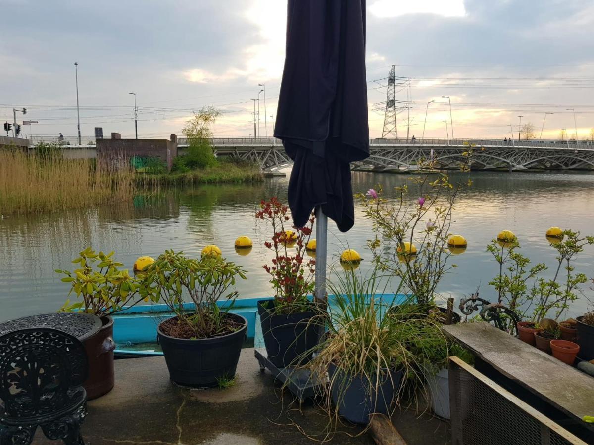 Wheelhouse Euphrate Houseboat Bed & Breakfast Diemen Exterior photo